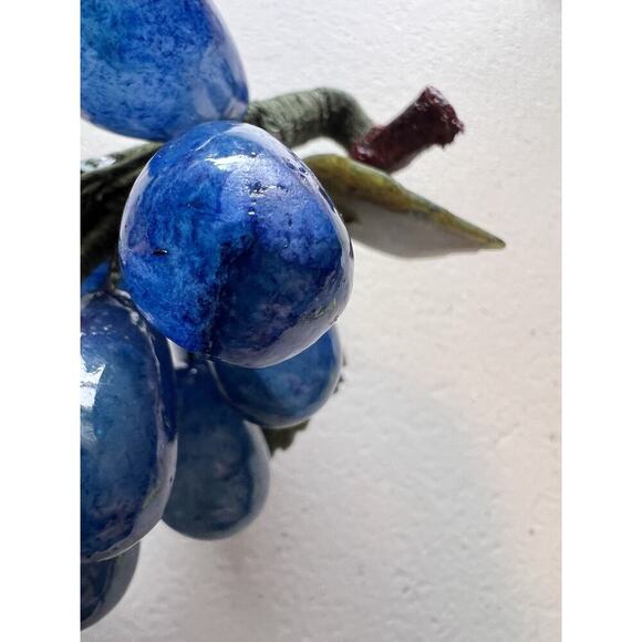 Vintage Blue Alabaster Marble Grapes Bunch Rare Carved Italy Green Stone Leaves - Picture 13 of 13